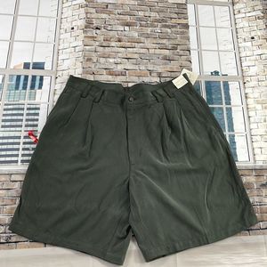 NWT Men’s Presswick & Moore Green 4 Pocket Pleated Casual Shorts (38) GQ17